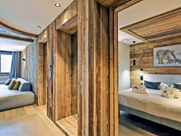 4 bedrooms, free WiFi, bed sheets