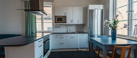 Apartment, 1 Bedroom | Private kitchen