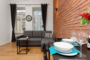 TV - Lwowska 9 Warsaw | Classic Studio for 4 Guests | Wi-Fi (Warszawa)