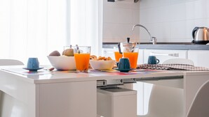 Deluxe Apartment | Living area - The Best Rent-Apartment in Viale Monza (Milan)
