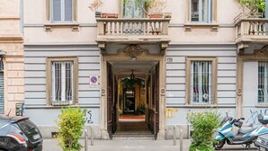 Exterior - The Best Rent-Apartment in Viale Monza (Milan)