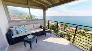 Senior Apartment, Balcony, Executive Level | Terrace/patio - Kallia Suites (Zagora-Mouresi)