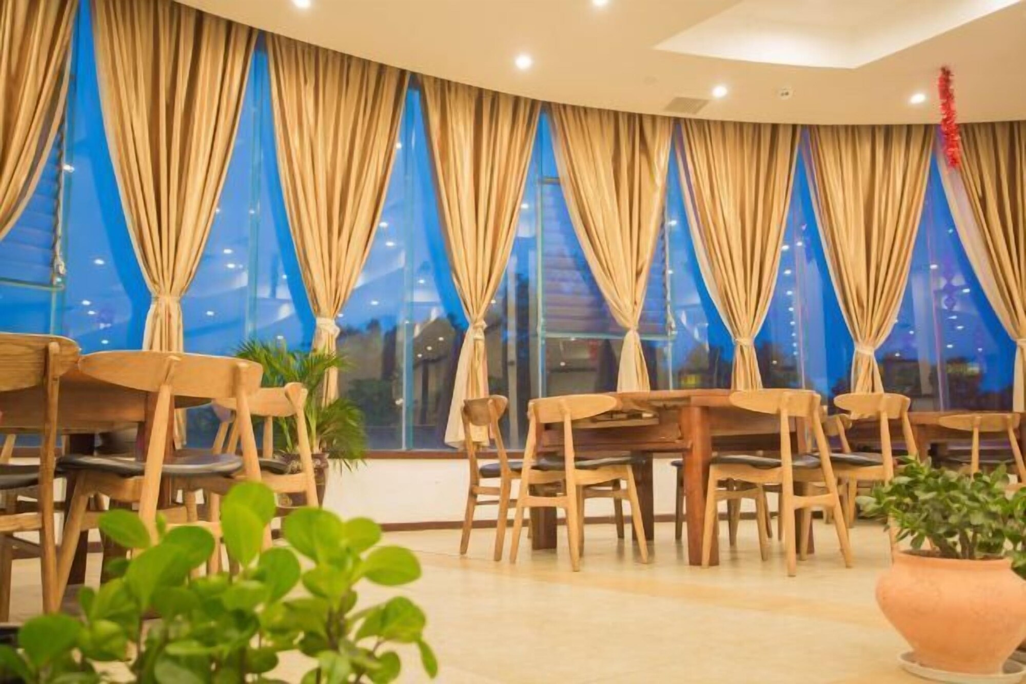 2 Star Hotels