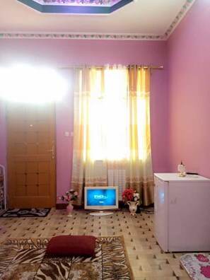 Hus, 1 queensize-seng | 1 soverom, strykejern/-brett, wi-fi (inkludert) og sengetøy