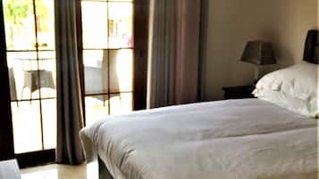 3 dormitorios, tabla de planchar con plancha, wifi gratis y ropa de cama