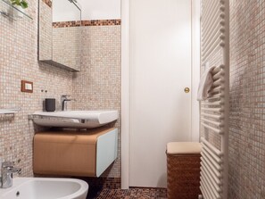 Deluxe-Apartment | Badezimmer