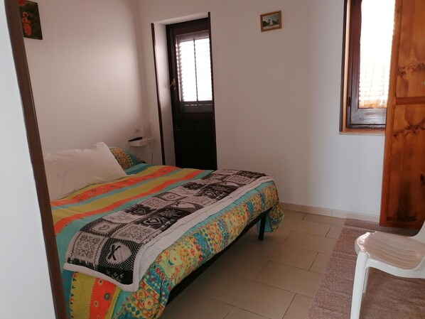 2 chambres, fer et planche à repasser, Wi-Fi, literie fournie