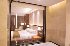 Room - LTM (Zhongshan)