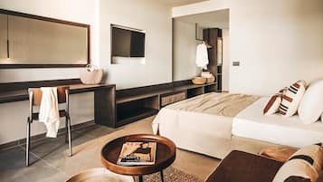 Bungalow, Garden View | Roupas de cama antialérgicas, cofres nos quartos, escrivaninha