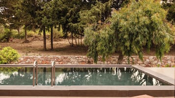 Suite with Sharing Pool | Blick vom Balkon