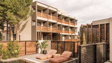 Suite with Private Pool | 1 bedroom, in-room safe, desk, laptop workspace