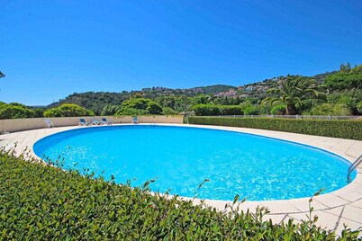 Beautiful Villa 8 guests - Pool Access in Mandelieu
