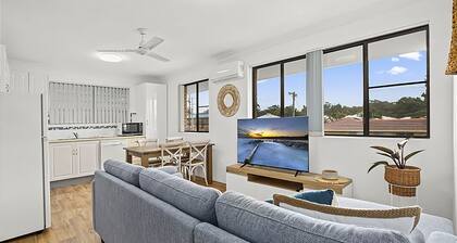 Blue Gem, situated perfectly within a quiet street it is with only a short stroll to Sawtell Village