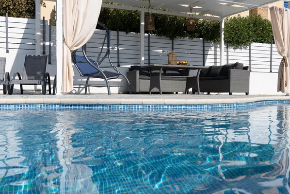 Alberca al aire libre