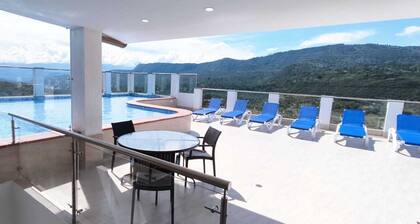 Beautiful new apartment in San Gil Plaza # 1108