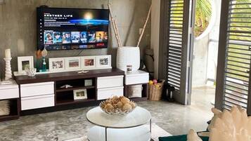 1 habitación, tabla de planchar con plancha, wifi gratis y ropa de cama