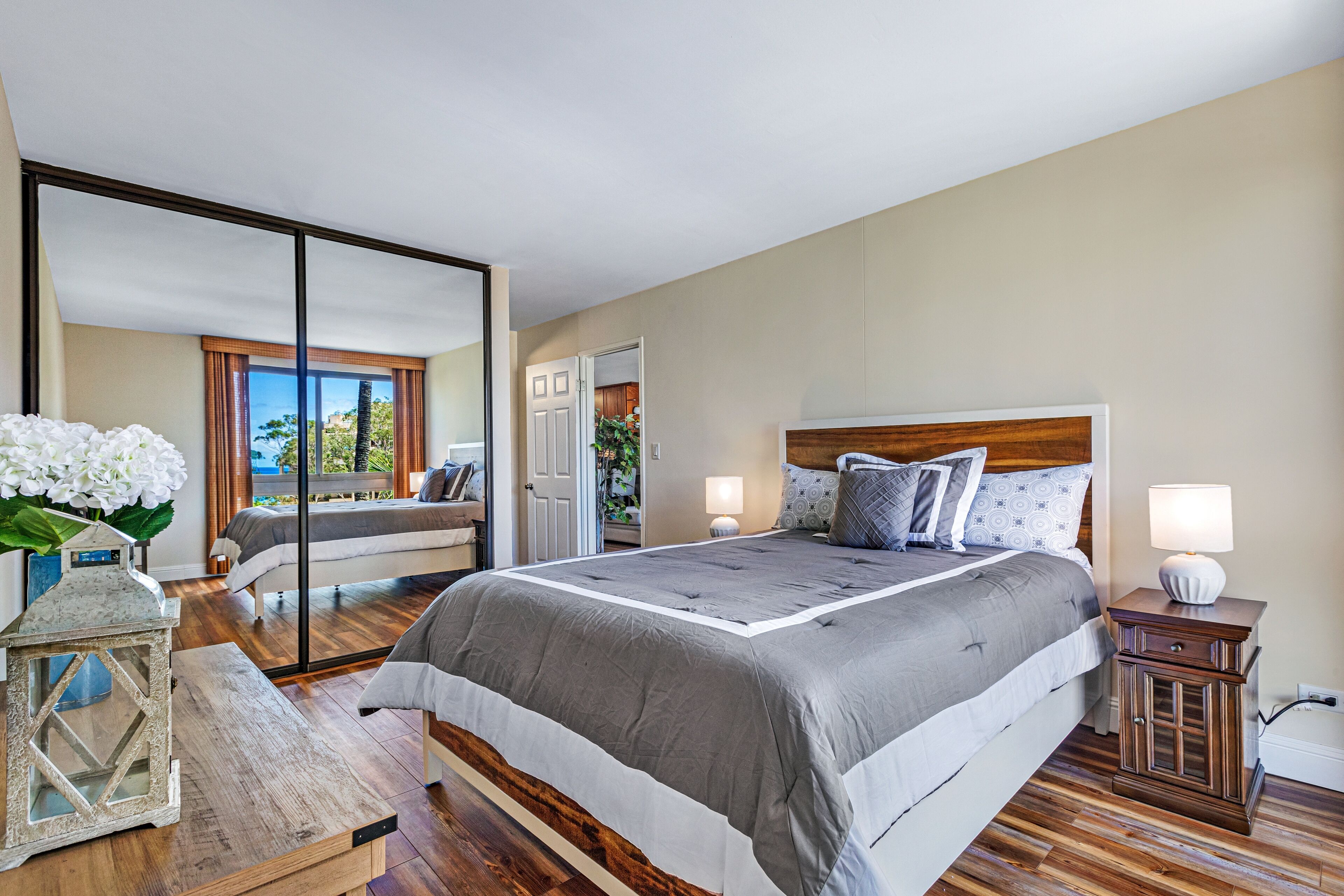 2 dormitorios, tabla de planchar con plancha, wifi gratis y ropa de cama