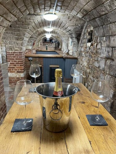 Lydney House Hotel Swaffham Sleeps 22