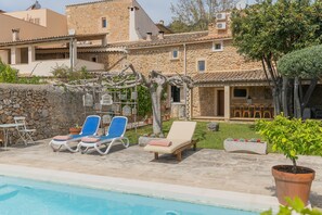 Outdoor pool - MajorcanTownhouse in caimari With Private Little Garden, Terrace And Pool (Caimari)