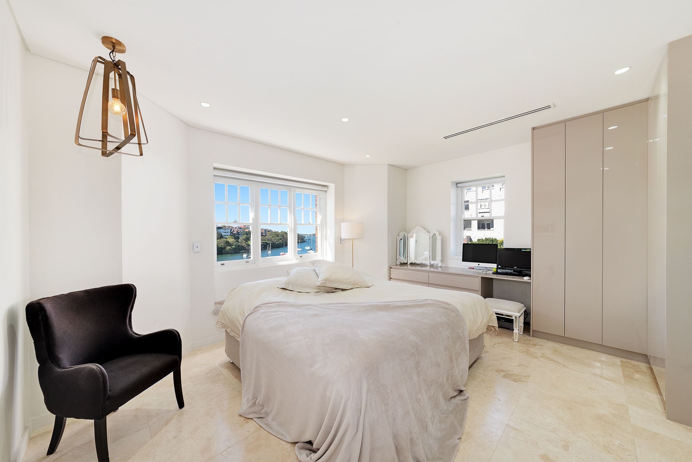 Stunning waterfront apartment w serene views. Amazingly only 5 mins from city.