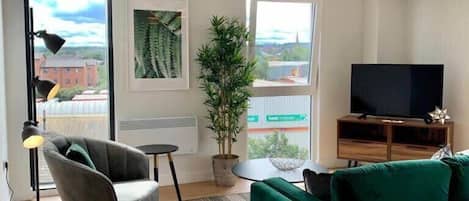 Televisión, oficina