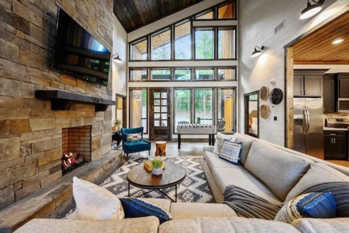 TV, fireplace, video games, offices