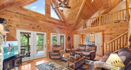 Neighborhood River Access-Pet Friendly-10 mins to Campbell Folk School/Casino