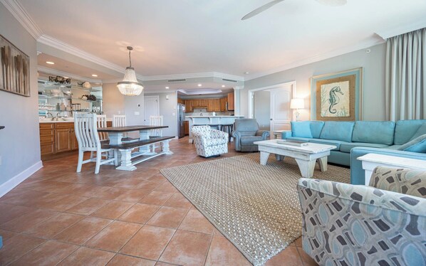 TV - 3 Bedroom at Phoenix on the BAY! LAZY RIVER! (Orange Beach)