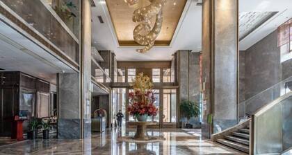 the Pearl Boutique Hotel