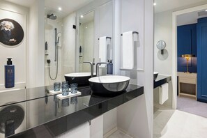 Shower, eco-friendly toiletries