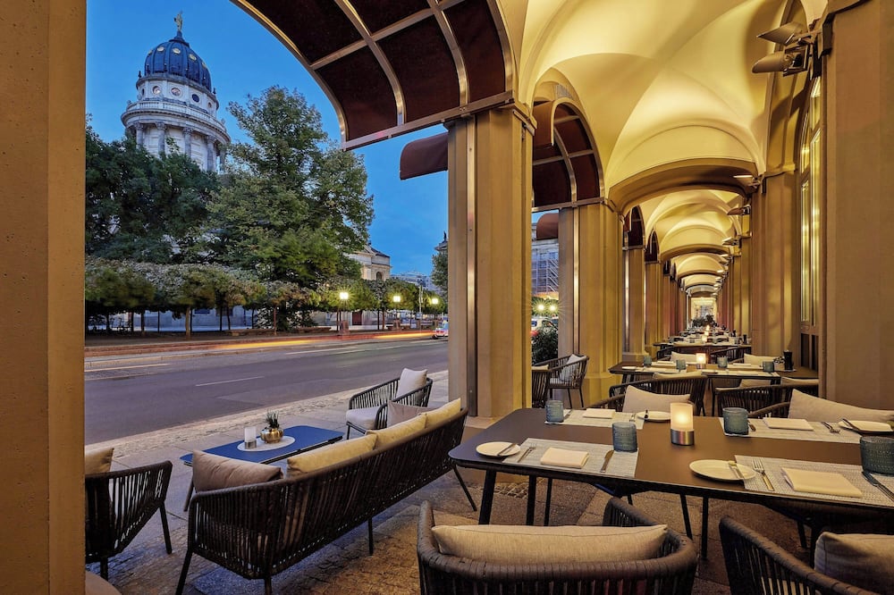 Hotel Luc, Autograph Collection
