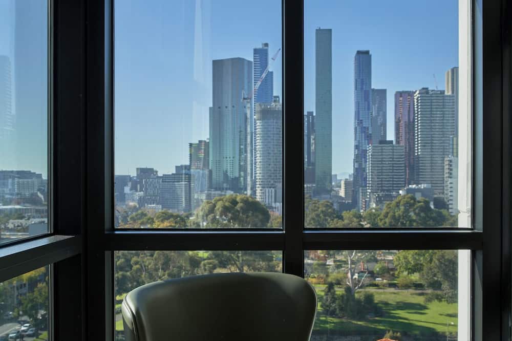 Courtyard By Marriott Melbourne Flagstaff Gardens