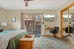 3 soverom, skrivebord, strykejern/-brett og wi-fi