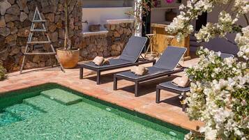 Standard Villa | Terrace/patio