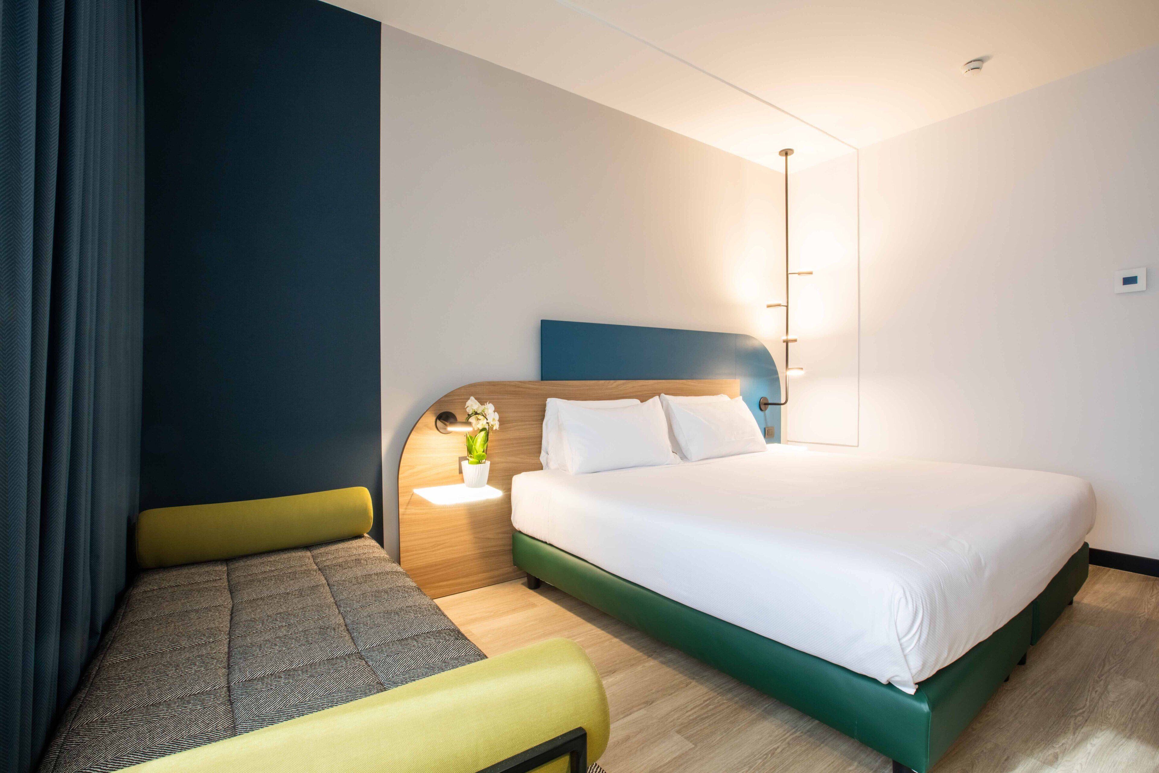 Superior-Dreibettzimmer | Minibar, Schreibtisch, Verdunkelungsvorhänge, kostenlose Babybetten