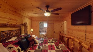 3 bedrooms, free internet, bed sheets