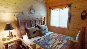 3 bedrooms, iron/ironing board, travel cot, WiFi