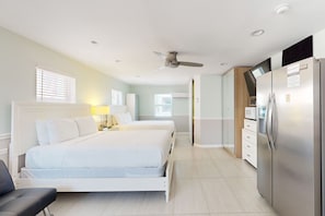 2 bedrooms, internet, bed sheets