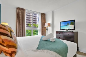 1 bedroom, desk, iron/ironing board, WiFi