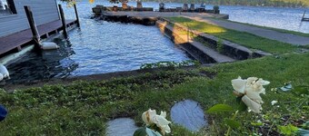4 Bedroom Water Front Home on Exclusive Cleverdale