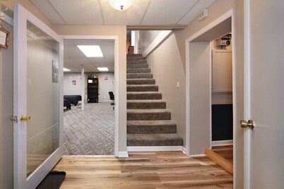 Welcome to Ronnie's Place