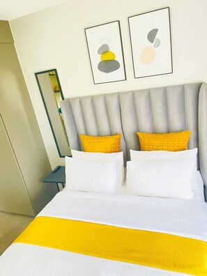1 chambre, bureau, fer et planche à repasser, Wi-Fi gratuit