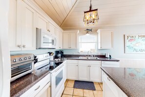 Fridge, microwave, oven, stovetop - Coastal Living Cottage on Mobile Bay with Private Beach Access (Fort Morgan)