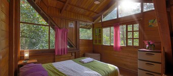 Mindo Eco Chalet with river, waterfall, the cloud forest and many birds species
