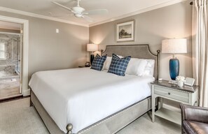 Phòng đơn Premium, bồn tắm, quang cảnh thành phố | Bộ trải giường bằng vải Frette của Ý, bộ đồ giường cao cấp 