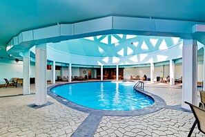 Indoor pool - Plantation Palms #205 with Resort Pools, Hot Tubs & Tennis | Steps to Beach (Fort Morgan)