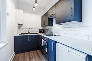 Appartement, salle de bain privée (Hunter Suite) | Cuisine partagée