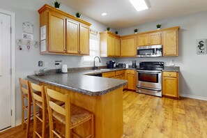 Fridge, microwave, oven, dishwasher