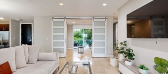 Designer All-Suite Beach Condo w/ Infinity Pool & 3 Balconies