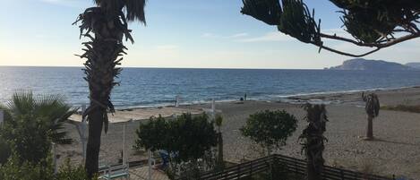 Beach nearby, beach towels